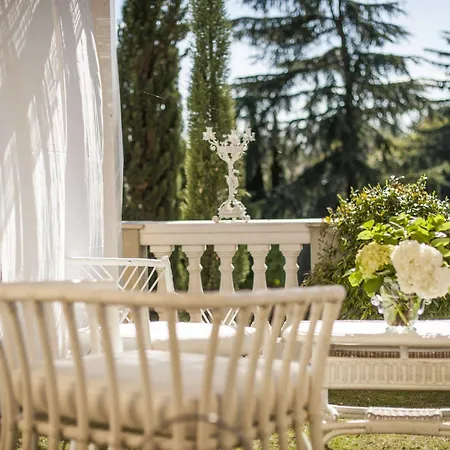 Country 4* Siena